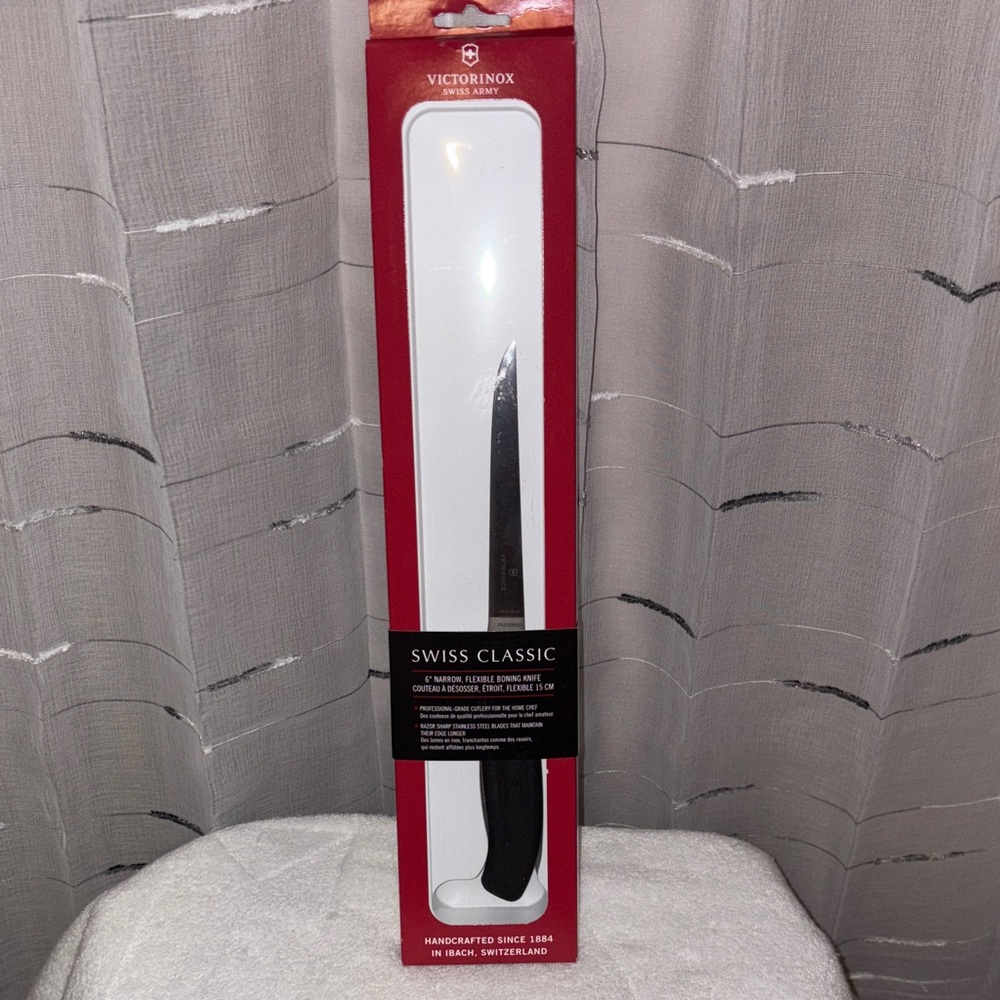 Victorinox Swiss Classic 6" Flexible Boning Knife NIP